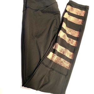 Electric YOGA | Women’s Medium | Yoga pants